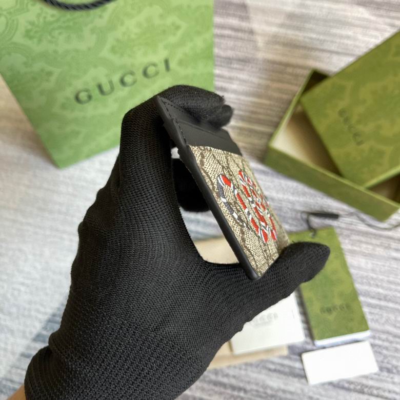 Gucci Snake Cardholder